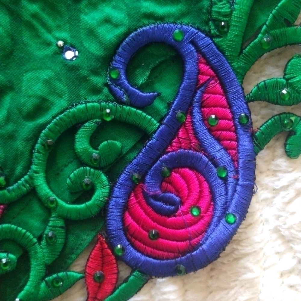 LADIES Handmade Dress - Picture 8 of 15